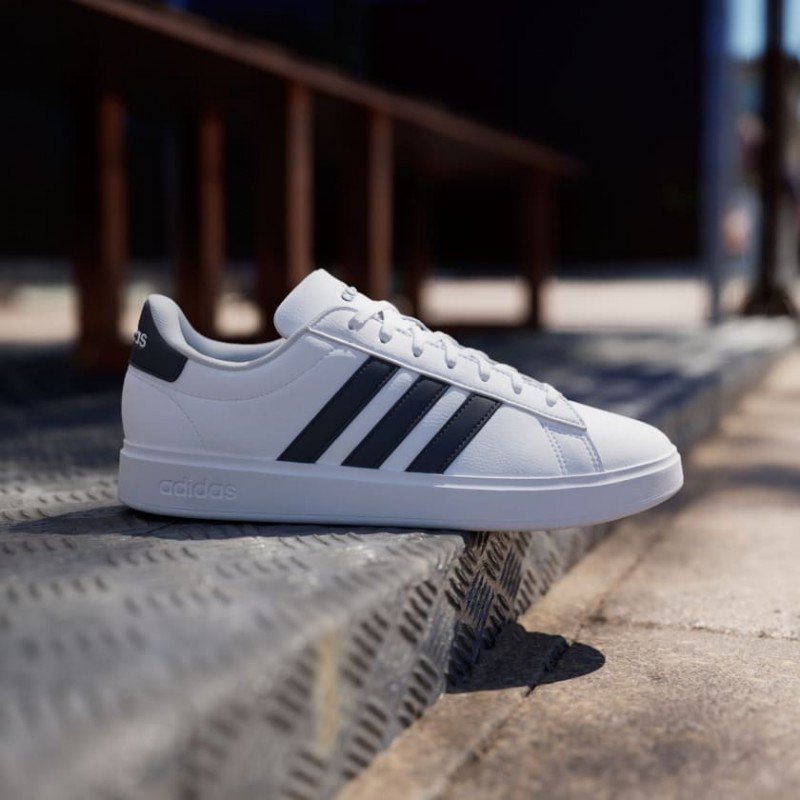 Giày adidas Grand Court Base 2.0 Nam Nữ - Trắng Đen Giày adidas Grand Court Base 2.0 Nam Nữ - Trắng Đen