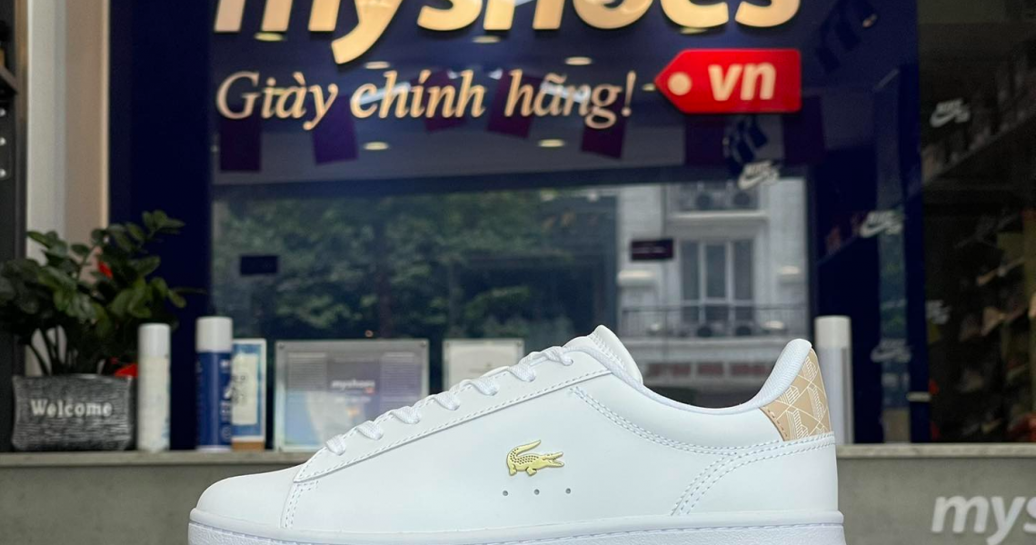 Tặng Gì Cho Người Phụ Nữ Bạn Yêu 20/10 Này? Một Đôi Giày Tinh Tế & Thoải Mái Tặng Gì Cho Người Phụ Nữ Bạn Yêu 20/10 Này? Một Đôi Giày Tinh Tế & Thoải Mái