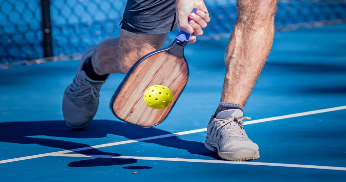 Hướng Dẫn Luật Chơi Pickleball Chi Tiết Nhất Cho Người Mới Hướng Dẫn Luật Chơi Pickleball Chi Tiết Nhất Cho Người Mới