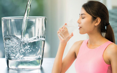 Uống Nước Đúng Cách: Bí Quyết Giữ Dáng, Đẹp Da Và Hơn Thế Nữa