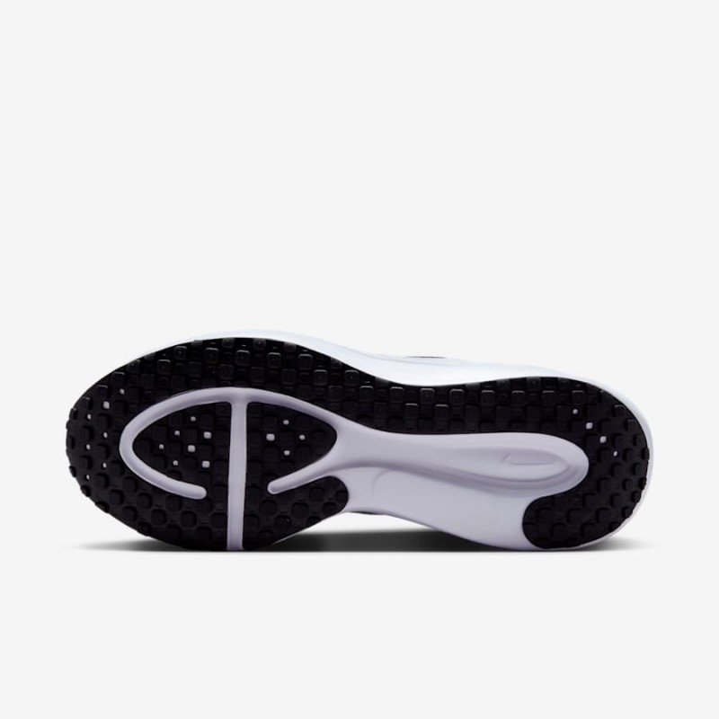 Giày Nike Revolution 8 Nữ - Đen Trắng